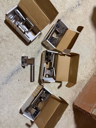 Manetas modernas para puertas de paso