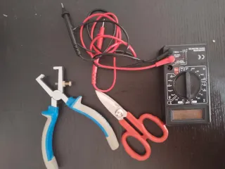 Bolsa Dexter y herramientas de la foto