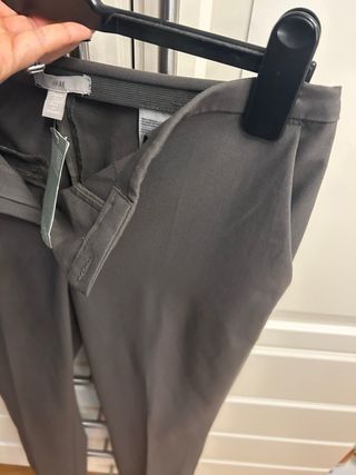 Pantalones de pinzas H&M grises