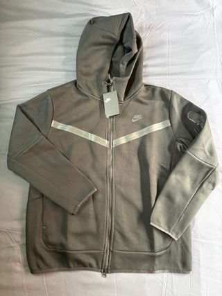 Conjunto Nike Tech Fleece Negro