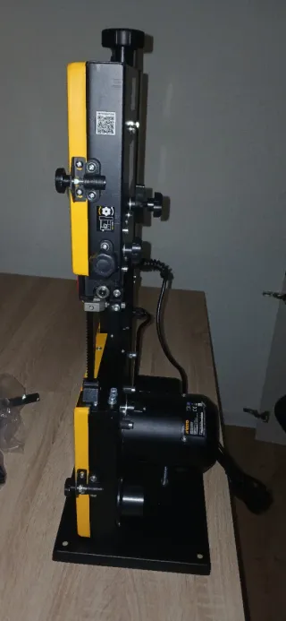 Sierra de cinta Vito Pro Power amarilla