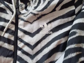 Sudadera Adidas Cebra Blanca y Negra