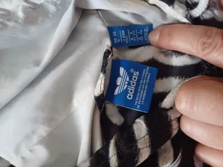 Sudadera Adidas Cebra Blanca y Negra