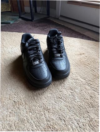 Nike Air Force 1 Low '07 Negras Talla 46