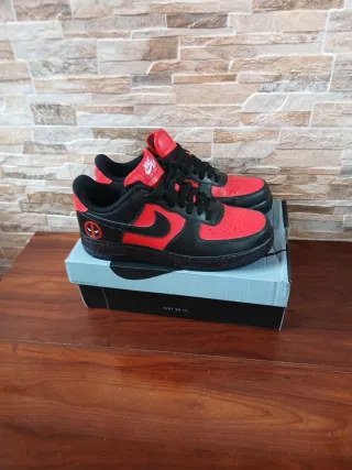 Nike Air Force 1 Deadpool