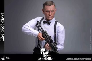 Hot Toys James Bond 007 1/6 MMS803