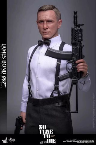 Hot Toys James Bond 007 1/6 MMS803