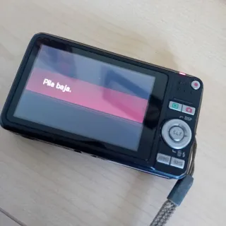 Lote 4 cámaras digitales compactas Nikon Olympus..