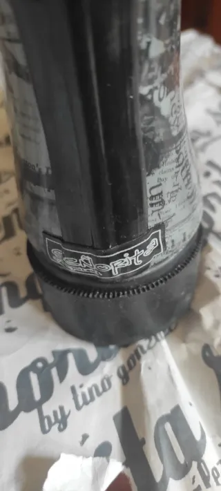 Botas de agua señora estampado periódico