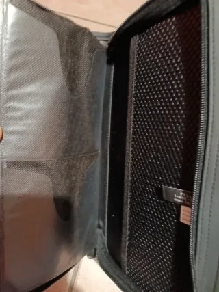 Astuccio Body Glove porta cd/dvd/dischetti