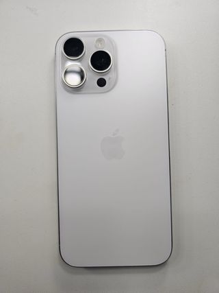iPhone 16 Pro Max - Muy buen estado
