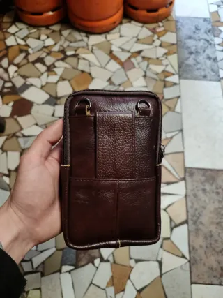 Bolso de piel para cinturón