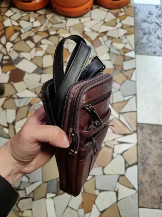 Bolso de piel para cinturón