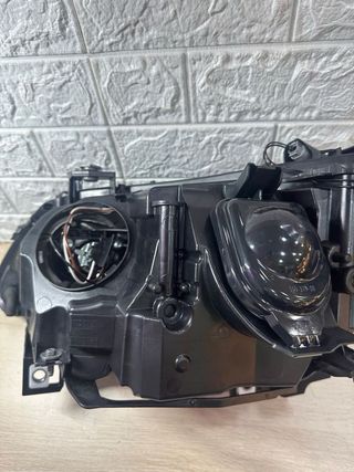 HELLA 1EL Halógena Faro BMW E60