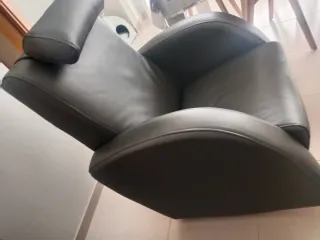 Sofá con balanceo gris