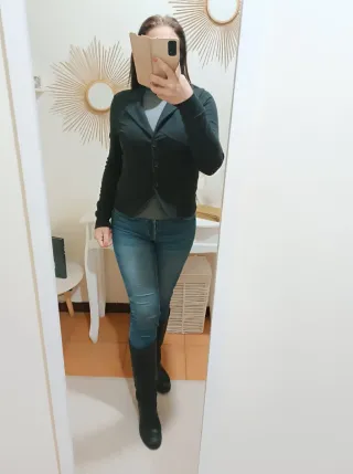 Giacca donna nera corta con strass