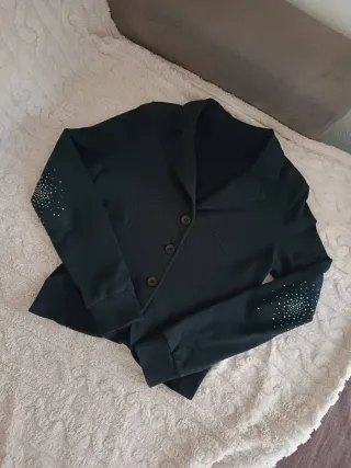 Giacca donna nera corta con strass
