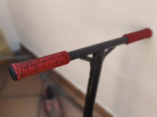 Patinete Freestyle Arcade Negro-Rojo