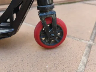 Patinete Freestyle Arcade Negro-Rojo