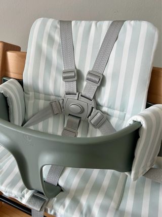 PACK NUEVO! Bandeja + Cojín + Arnés Trona