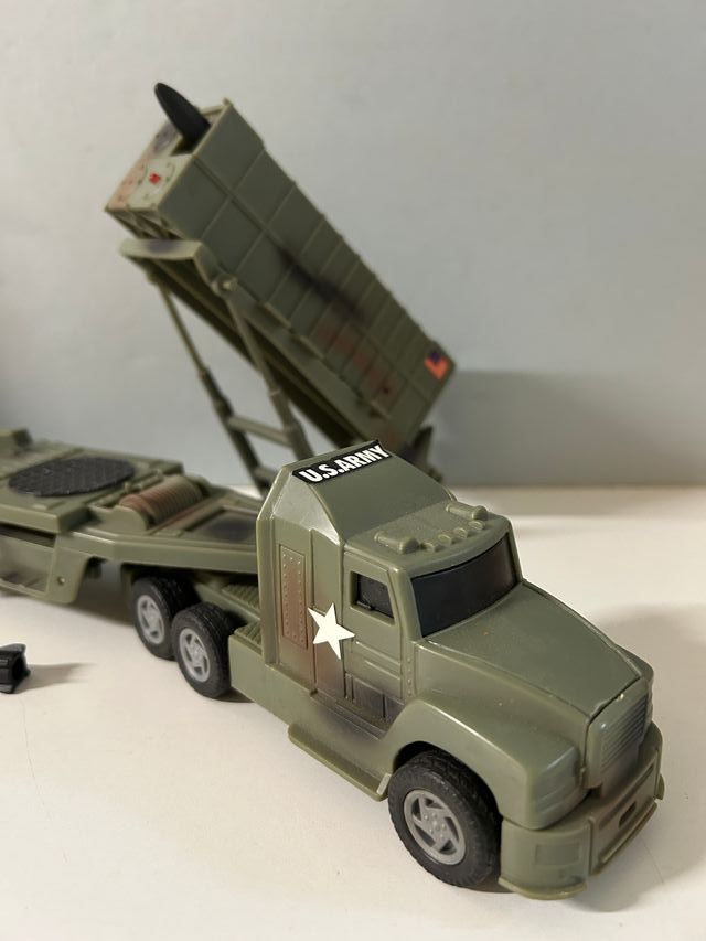 Tráiler lanzamisiles cohetes Boley US Army 1998