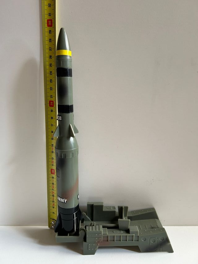 Tráiler lanzamisiles cohetes Boley US Army 1998