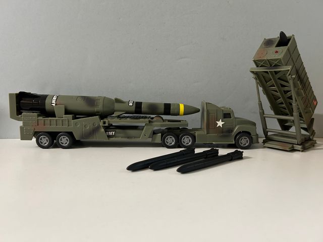 Tráiler lanzamisiles cohetes Boley US Army 1998