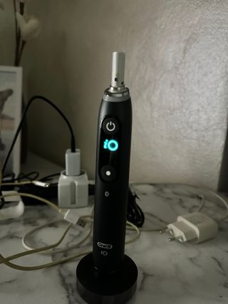 Spazzolino Oral-B iO Series 9 - nuovo