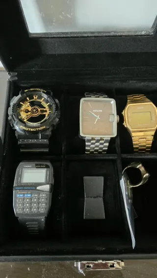 Reloj Casio G-Shock Negro y Dorado
