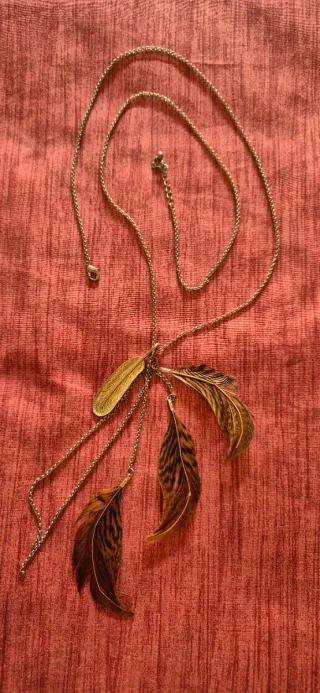 Lote Colgante, 2 Pulseras y 1 Anillo