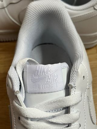 Zapatillas Nike Air Force 1 Blancas por estrenar.