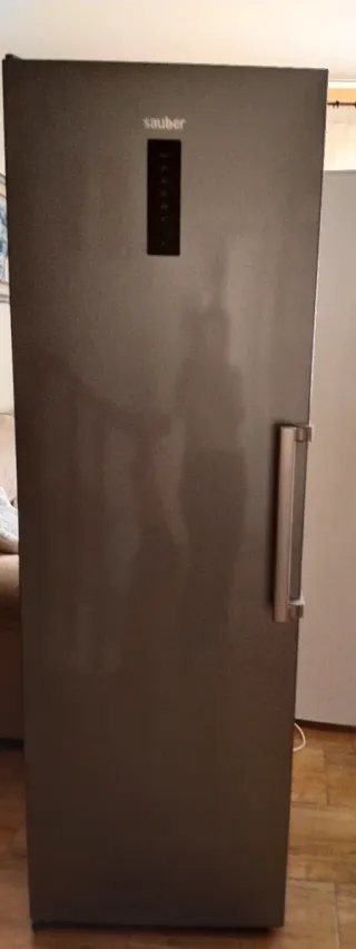 Congelador vertical Sauber 1.84m