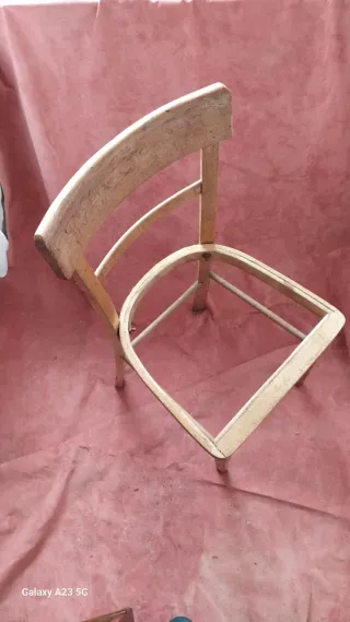 Silla de madera para descanso