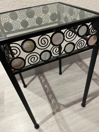 Mesita auxiliar cristal y metal