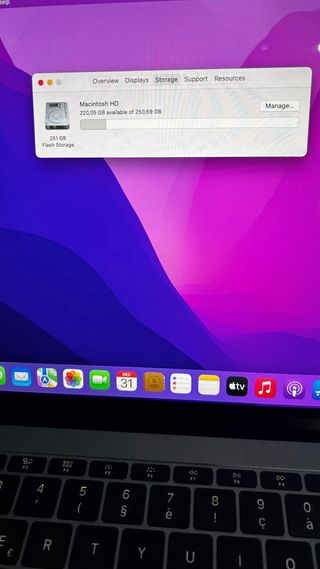 Macbook Pro 2016 i5 8GB 256GB Cinza Espacial