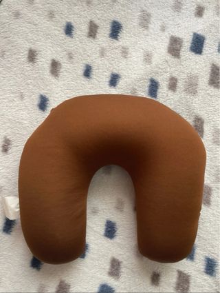 Cojín de viaje 2 en 1 reversible-Mono/Reposanucas