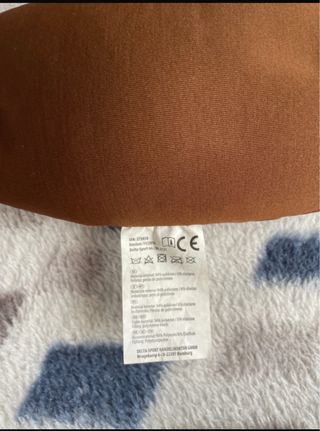 Cojín de viaje 2 en 1 reversible-Mono/Reposanucas