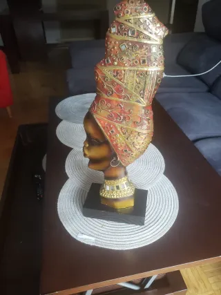 Figura Decorativa Africana Mujer