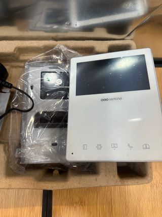 SCS Sentinel - Video de intercomunicador 2 alambre