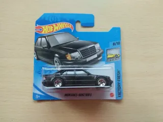 Hot Wheels Mercedes Benz 500E
