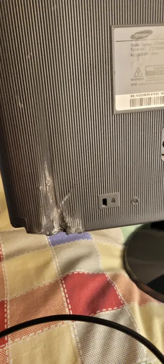 Monitor Samsung LED 22 T22B300