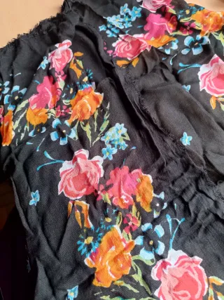 Foulard Zara negro estampado floral