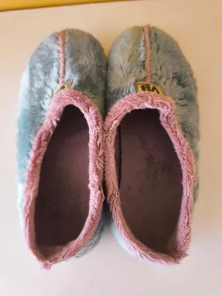 Zapatillas de estar por casa cómodas y cálidas