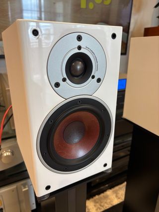 Altavoces Dali Zensor 1 Blancos