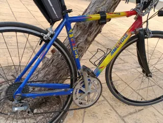 Bicicleta Mendiz Carretera Ciudad