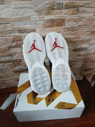 Nike Jordan Stay Loyal 2 Negro Blanco