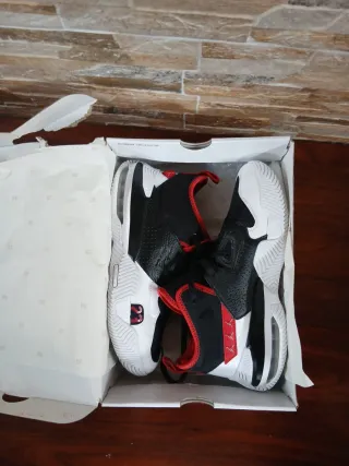 Nike Jordan Stay Loyal 2 Negro Blanco