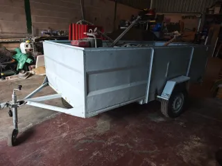 Remolque grande con documentación