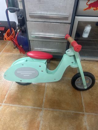 Bici de madera para niños