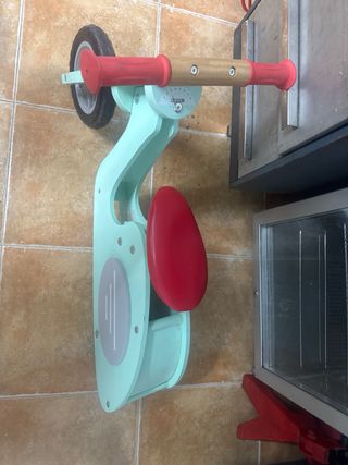 Bici de madera para niños